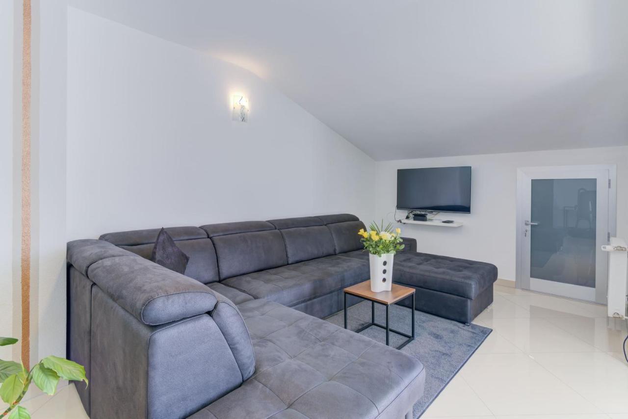 Apartment Cosic Green Klenovica Exterior photo