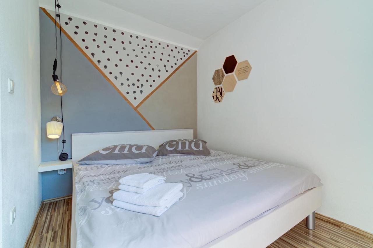Apartment Cosic Green Klenovica Exterior photo